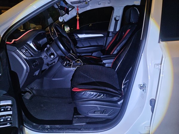 Roewe RX5 2019, 114400 км, за 5745 USD - фото 10