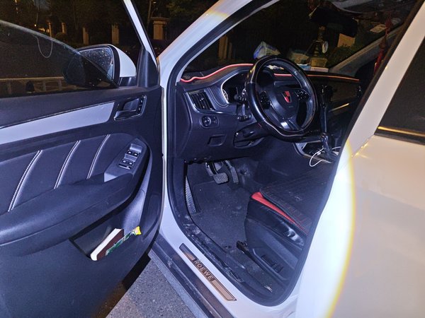 Roewe RX5 2019, 114400 км, за 5745 USD - фото 15