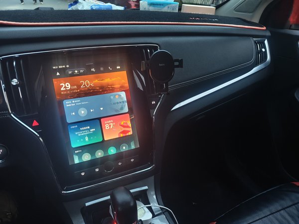 Roewe RX5 2019, 114400 км, за 5745 USD - фото 17