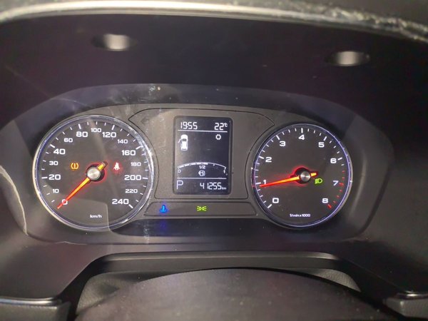 Roewe RX5 2019, 41200 км, за 5841 USD - фото 12