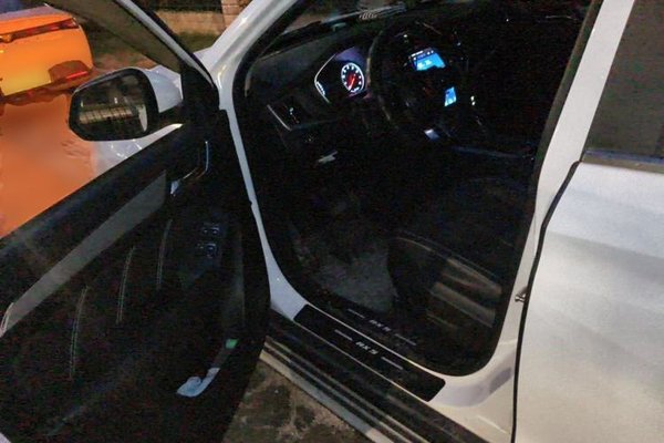 Roewe RX5 2019, 69900 км, за 5358 USD - фото 17