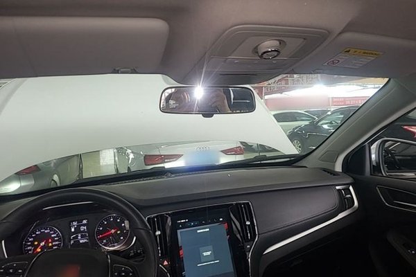 Roewe RX5 2019, 78900 км, за 6659 USD - фото 21