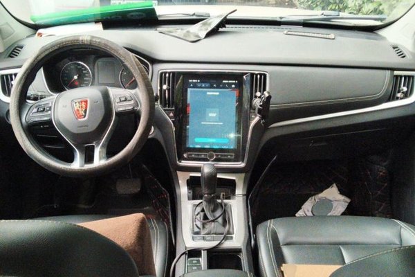 Roewe RX5 2019, 83000 км, за 6297 USD - фото 6