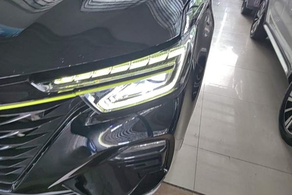 Roewe RX5 2020, 75700 км, за 9327 USD - фото 9