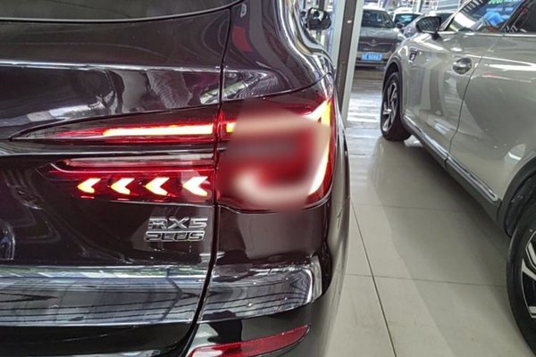 Roewe RX5 2020, 75700 км, за 9327 USD - фото 10