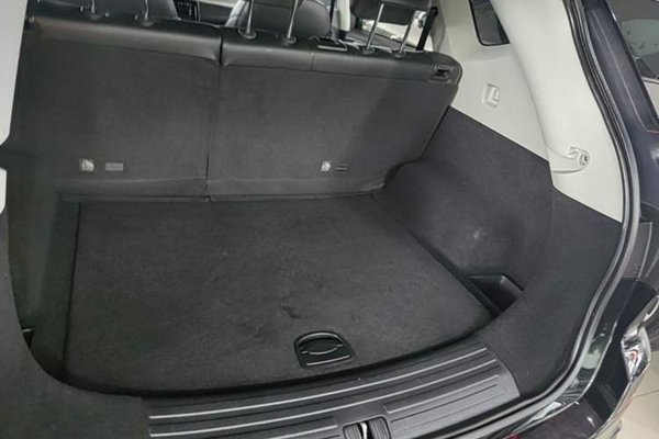Roewe RX5 2020, 75700 км, за 9327 USD - фото 22