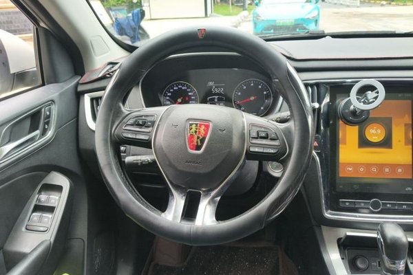 Roewe RX5 2020, 78100 км, за 6749 USD - фото 9