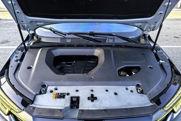 Roewe RX5 2020, 33800 км, за 8239 USD - фото 46