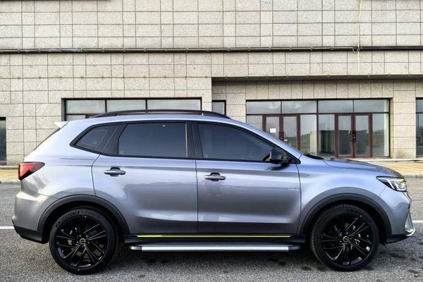 Roewe RX5 2020, 33800 км, за 8239 USD - фото 15
