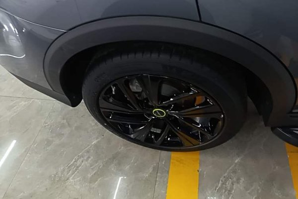 Roewe RX5 2020, 33800 км, за 8239 USD - фото 11