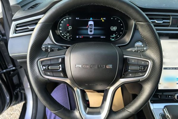 Roewe RX5 2020, 33800 км, за 8239 USD - фото 25