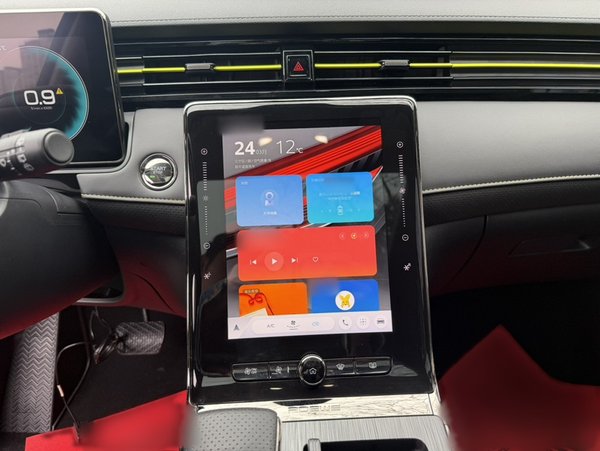 Roewe RX5 2021, 24700 км, за 9517 USD - фото 13