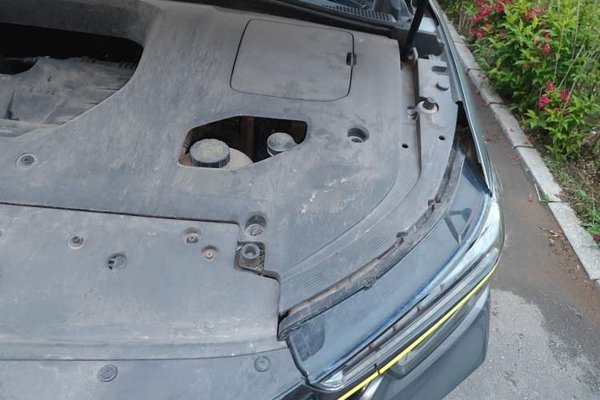 Roewe RX5 2021, 32200 км, за 6924 USD - фото 22