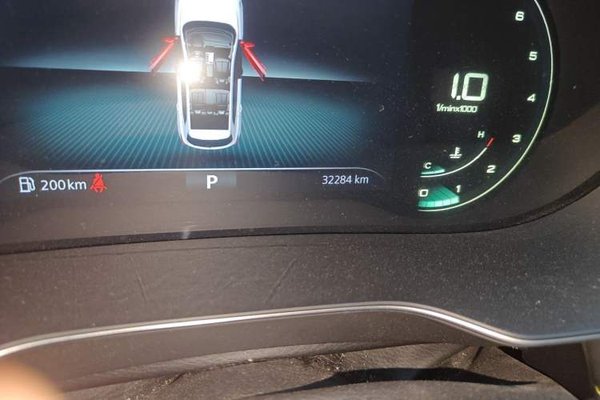Roewe RX5 2021, 32200 км, за 6924 USD - фото 12