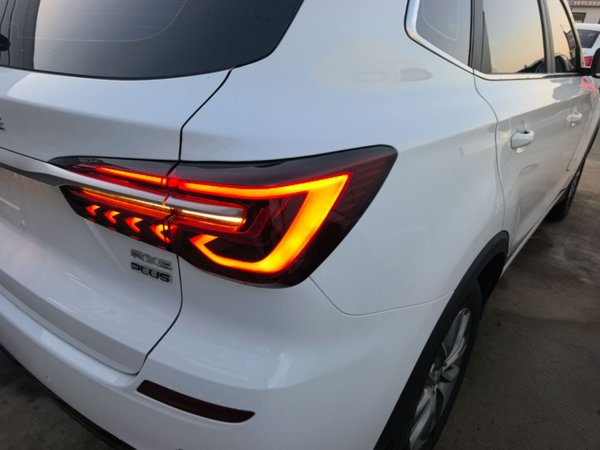 Roewe RX5 2023, 9300 км, за 11946 USD - фото 7