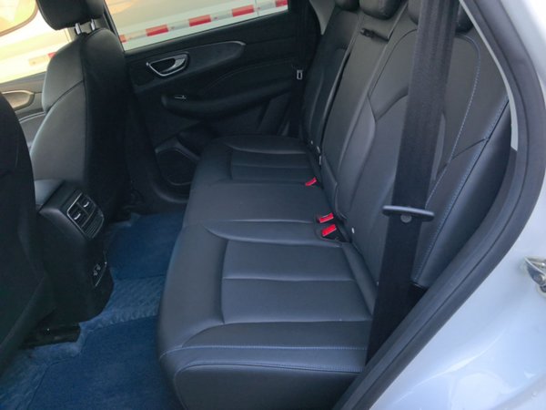 Roewe RX5 2023, 9300 км, за 11946 USD - фото 20