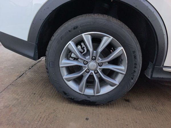 Roewe RX5 2023, 9300 км, за 11946 USD - фото 10