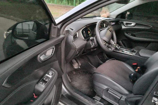 Roewe RX5 2025, 13100 км, за 8456 USD - фото 16
