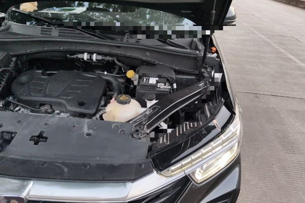 Roewe RX5 2025, 13100 км, за 8456 USD - фото 22