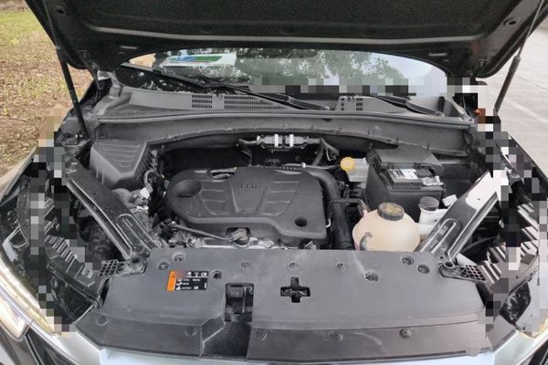 Roewe RX5 2025, 13100 км, за 8456 USD - фото 21