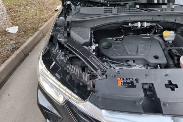 Roewe RX5 2025, 13100 км, за 8456 USD - фото 23