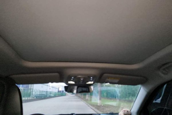 Roewe RX5 2025, 13100 км, за 8456 USD - фото 18