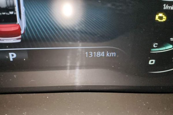 Roewe RX5 2025, 13100 км, за 8456 USD - фото 12