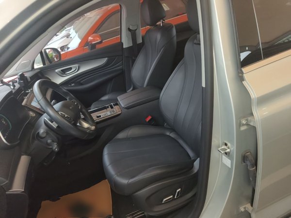 Roewe RX5 eMAX 2020, 34500 км, за 9362 USD - фото 18