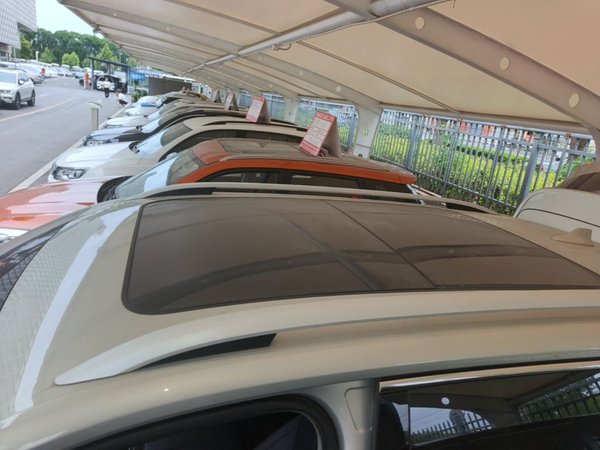 Roewe RX5 eMAX 2020, 34500 км, за 9362 USD - фото 11
