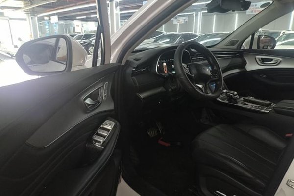 Roewe RX5 MAX 2019, 45700 км, за 8238 USD - фото 19