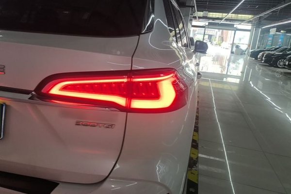 Roewe RX5 MAX 2019, 45700 км, за 8238 USD - фото 7
