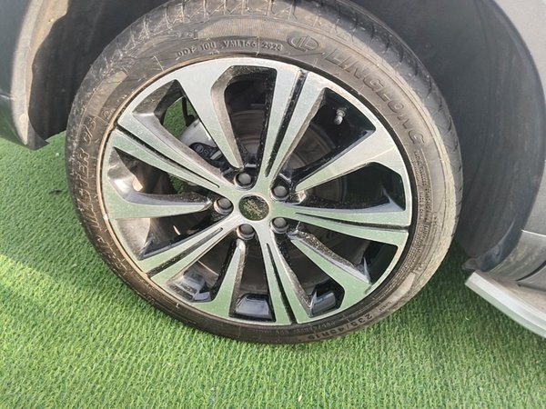 Roewe RX5 MAX 2021, 27900 км, за 9775 USD - фото 10
