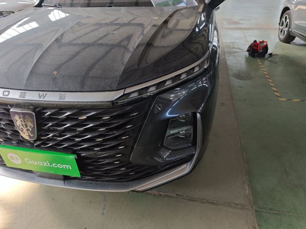 Roewe RX5 Max 2022, 14600 км, за 10532 USD