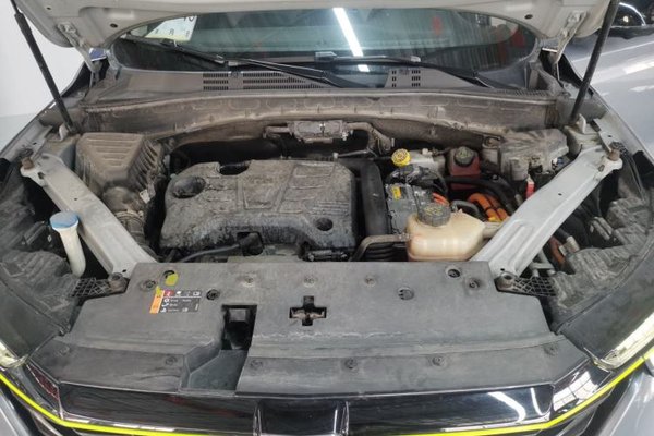 Roewe RX5 New Energy 2020, 76000 км, за 8378 USD - фото 24
