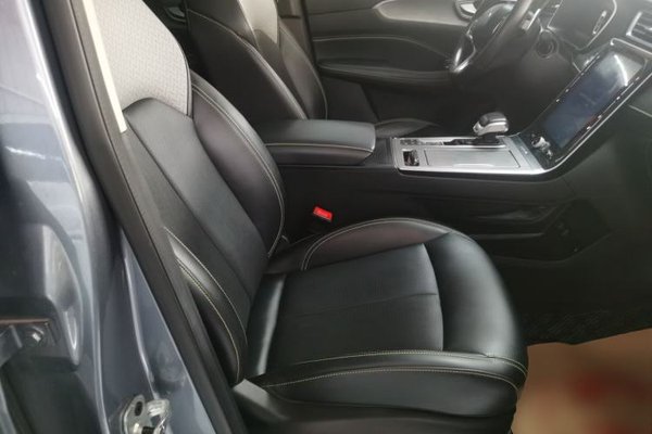 Roewe RX5 New Energy 2020, 76000 км, за 8378 USD - фото 19