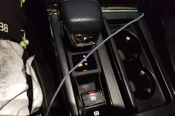 Roewe RX5 New Energy 2021, 60800 км, за 7628 USD - фото 14