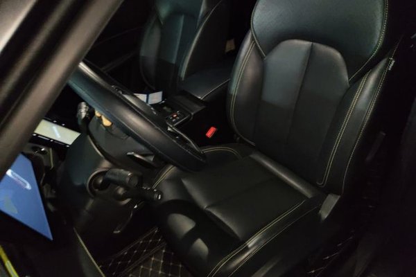 Roewe RX5 New Energy 2021, 60800 км, за 7628 USD - фото 15