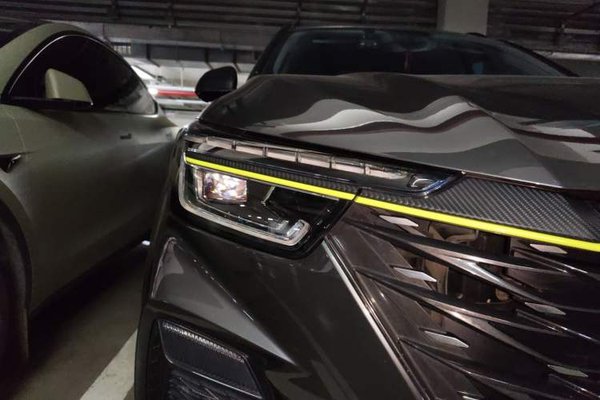 Roewe RX5 New Energy 2021, 60800 км, за 7628 USD - фото 7