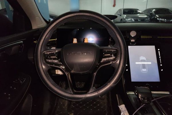 Roewe RX5 New Energy 2021, 60800 км, за 7628 USD - фото 10