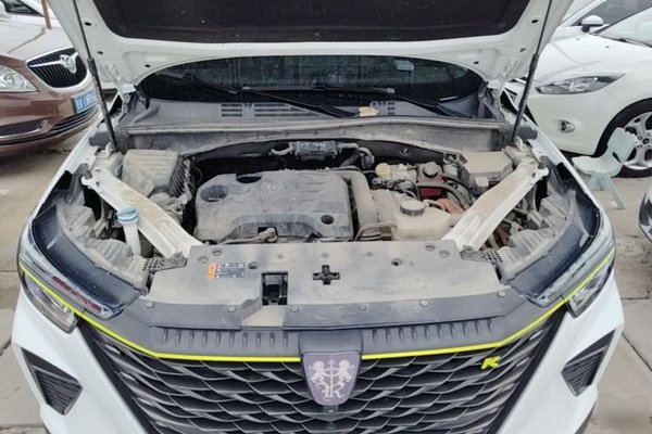 Roewe RX5 New Energy 2021, 34800 км, за 9496 USD - фото 24