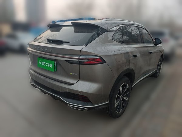 Roewe RX5 New Energy 2023, 6400 км, за 12736 USD