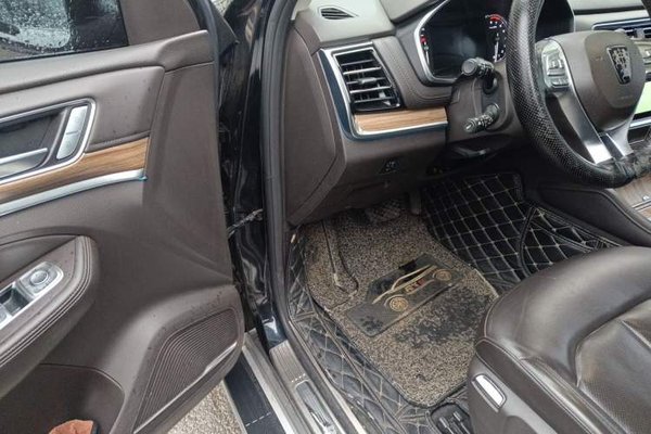 Roewe RX8 2018, 53099 км, за 7295 USD - фото 17