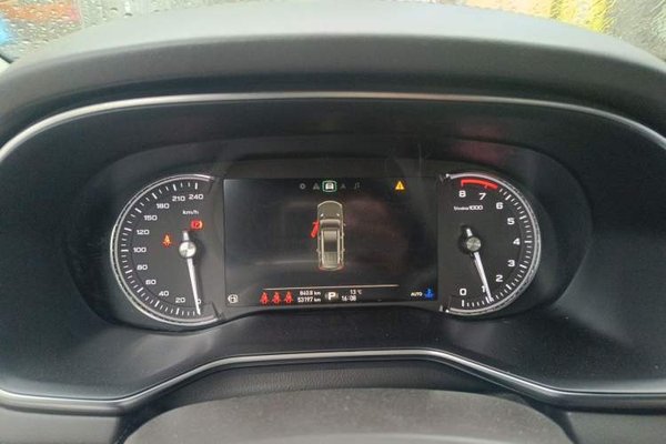 Roewe RX8 2018, 53099 км, за 7295 USD - фото 12