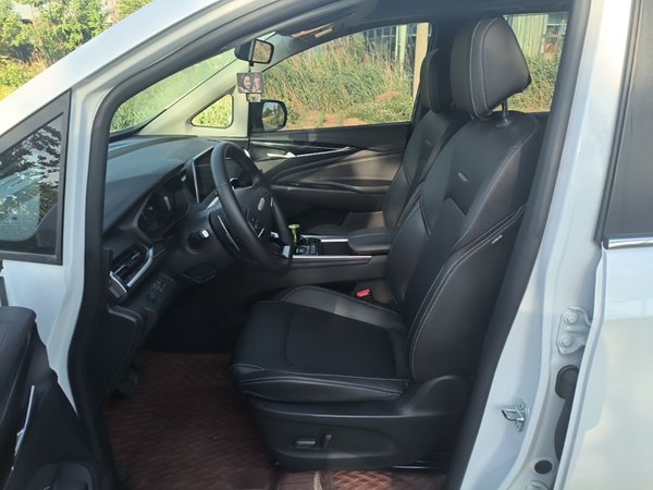 SAIC MAXUS G50 2023, 42600 км, за 11087 USD - фото 18