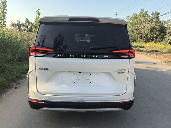 SAIC MAXUS G50 2023, 42600 км, за 11087 USD