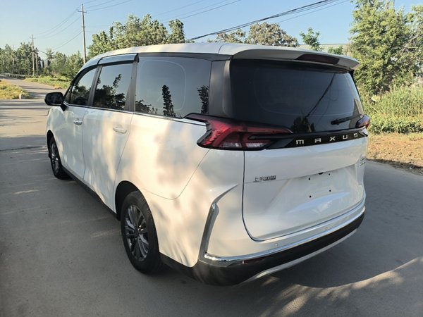 SAIC MAXUS G50 2023, 42600 км, за 11087 USD