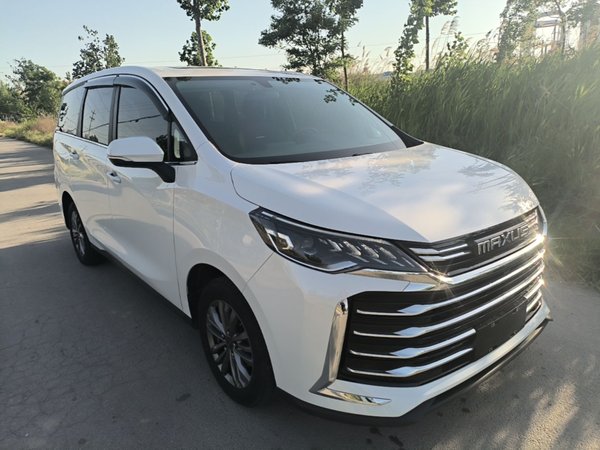 SAIC MAXUS G50 2023, 42600 км, за 11087 USD