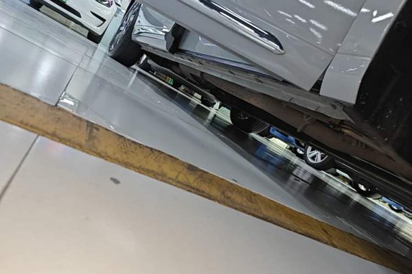 SAIC MAXUS G90 2022, 37100 км, за 21403 USD - фото 21