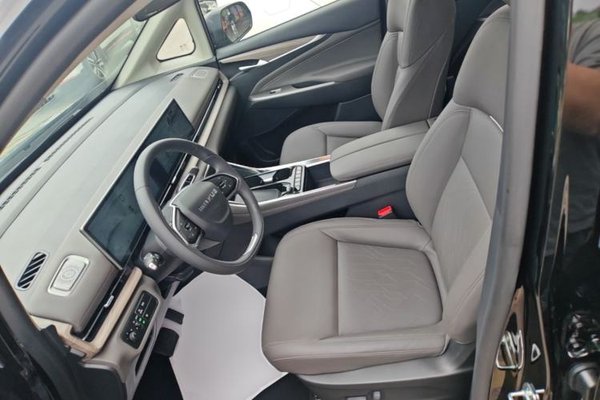 SAIC MAXUS Maxus G50 PHEV 2025, 3500 км, за 15629 USD - фото 18