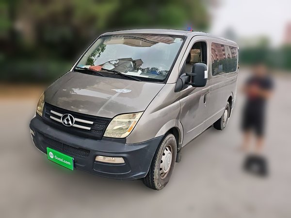 SAIC MAXUS Xintu V80 2017 2.5T 5-Speed Manual Aoyuntong National IV Short Wheelbase Ultra-Low Roof 5/6/10-Seater